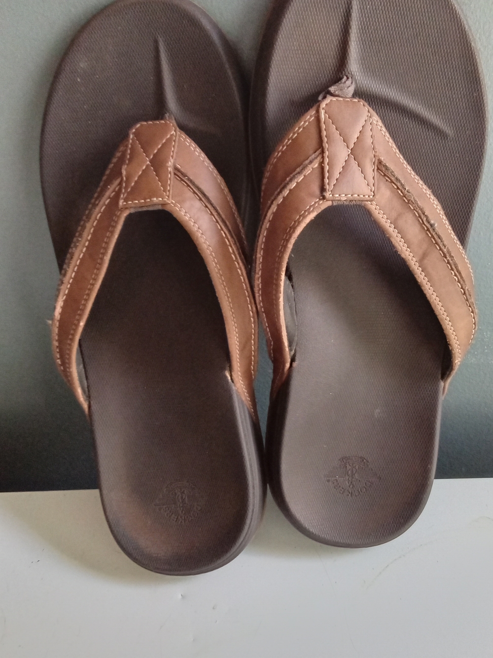 Dockers Mens Brown Thong Flip Flop Sandals Casual Summer Beach Shoes